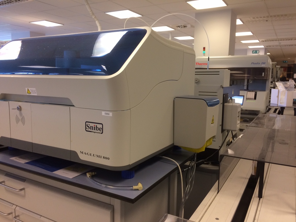 SNIBE Maglumi 800 Chemiluminescence immunoassay (CLIA) analyzers