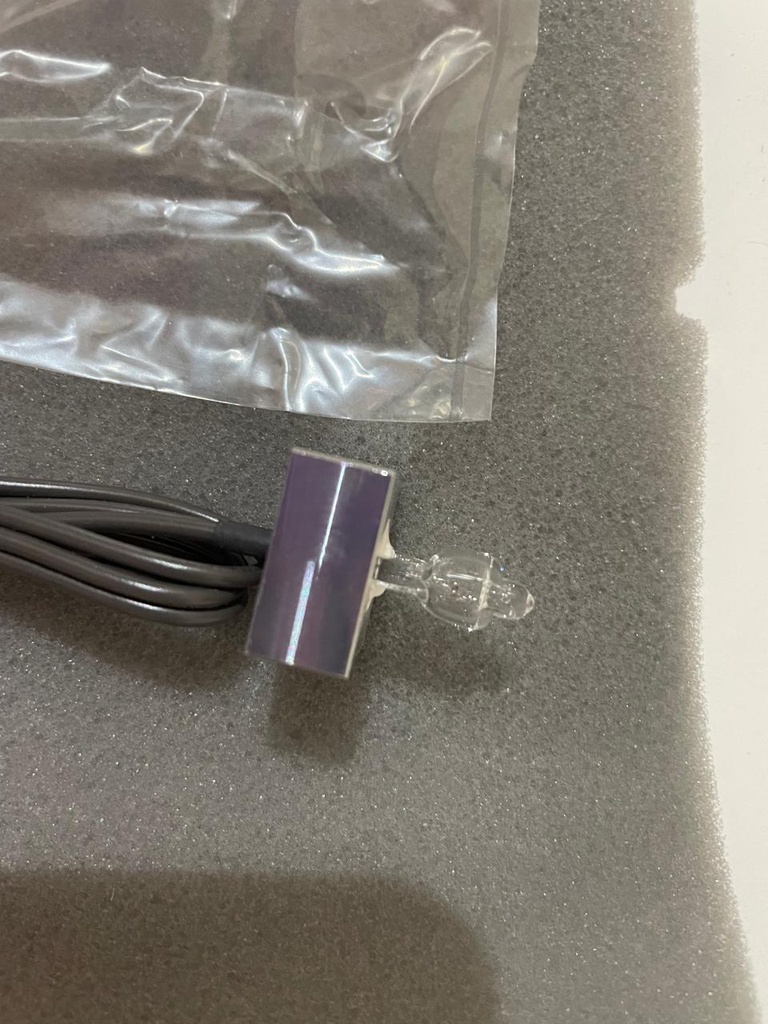 Lamp Halogen 12V\100W Assay Mat.No. 05070856001 Cobas Roche